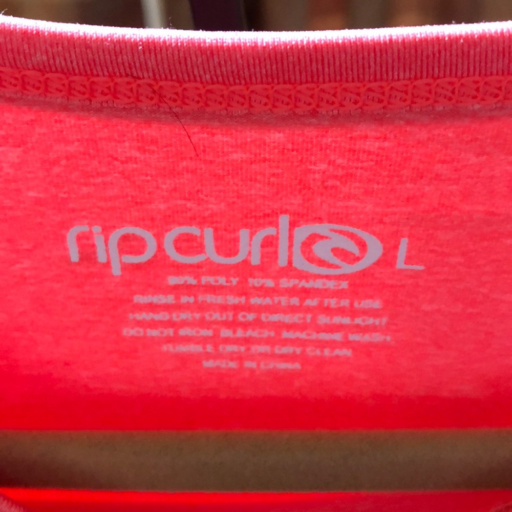 RIP CURL Swim Top - Picture 4 of 5